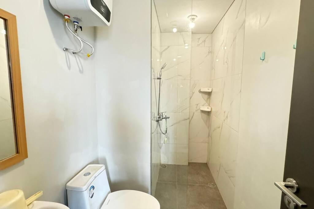 One Apartment *